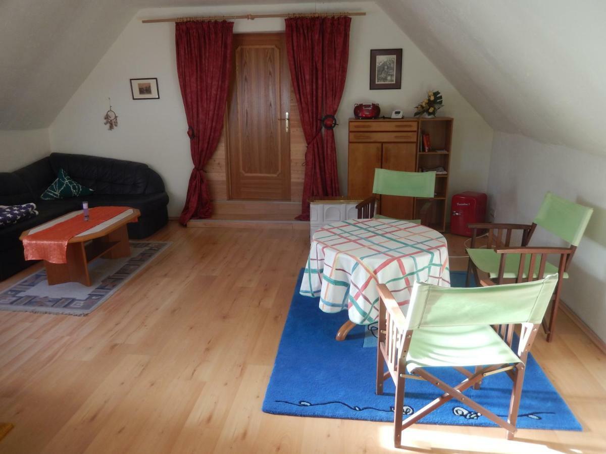 Ferienhaus Am Reitbauernhof Luckyranch Mellach  Exteriör bild